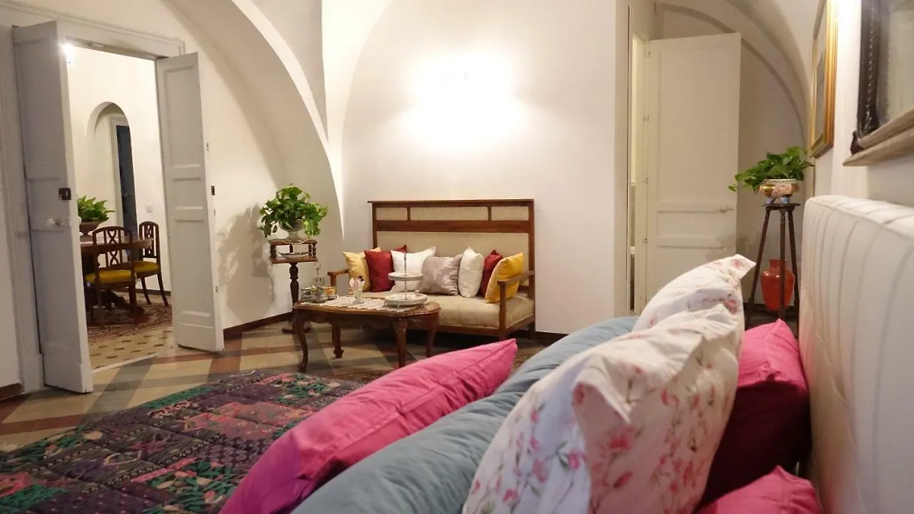 House Vintage Bed and Breakfast CTA